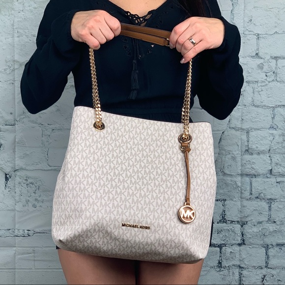 NWT Michael Kors Jet Set chain large tote vanilla - Picture 3 of 8